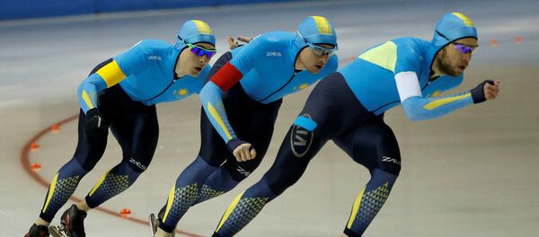 Казахстанские конькобежцы, архивное фото Казахстанские конькобежцы, архивное фото - Sputnik Казахстан