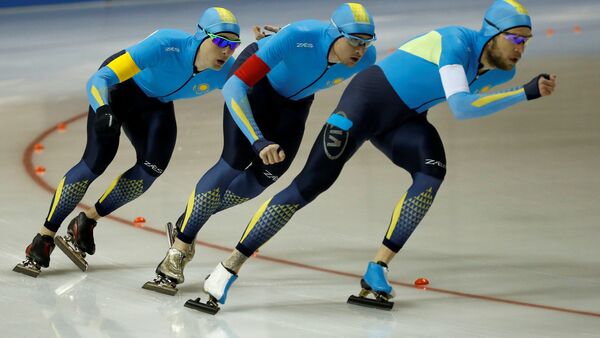 Казахстанские конькобежцы на Азиаде - Sputnik Казахстан