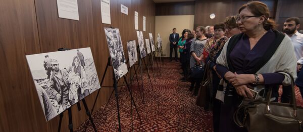 Фотовыставка За мир, свободный от геноцидов - Sputnik Казахстан