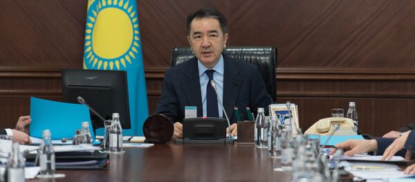 Үкімет басшысы Бақытжан Сағынтаев Үкімет басшысы Бақытжан Сағынтаев - Sputnik Қазақстан