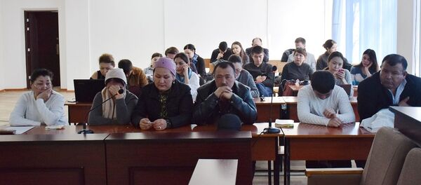 Родственники погибших при пожаре в Almaty Towers Родственники погибших при пожаре в Almaty Towers - Sputnik Казахстан