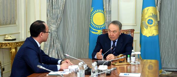 Кайрат Кожамжаров и Нурсултан Назарбаев - Sputnik Казахстан