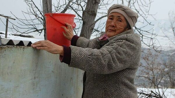 64-летняя жительница Оша Бааркан Калдыбаева - Sputnik Казахстан