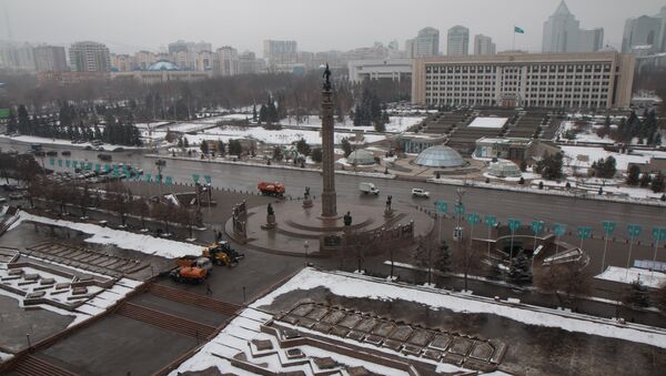 Мартовский снег выпал в Алматы - Sputnik Казахстан