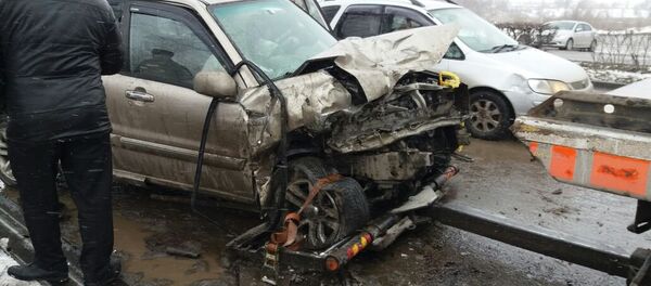 Алматы-Бішкек тас жолындағы көлік апаты Алматы-Бішкек тас жолындағы көлік апаты - Sputnik Қазақстан