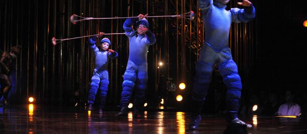 Архивное фото с шоу канадского Cirque du Soleil в Москве - Sputnik Казахстан