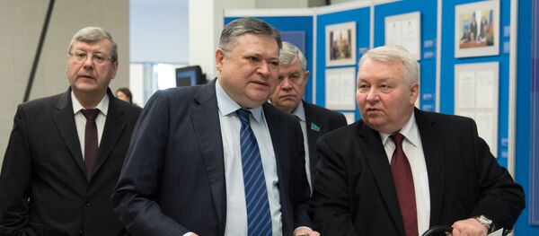 Первый заместитель руководителя Администрации президента РК Марат Тажин на отрытии выставки Казахстан и Россия: стратегия вечной дружбы - Sputnik Казахстан