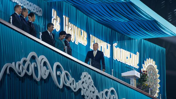Нурсултан Назарбаев на праздничном концерте в честь Наурыза - Sputnik Казахстан