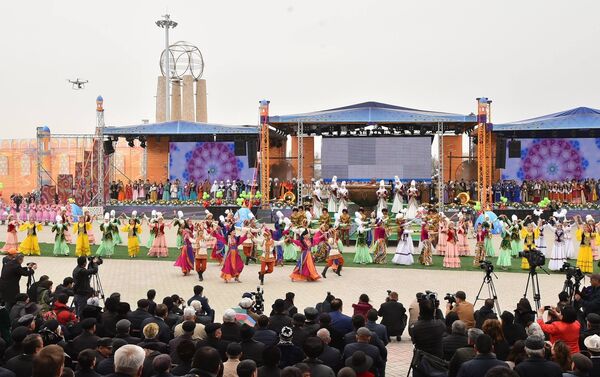 Празднование Наурыза в Туркестане - Sputnik Казахстан