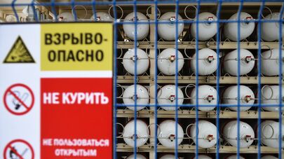 Газозаправочная станция, архивное фото