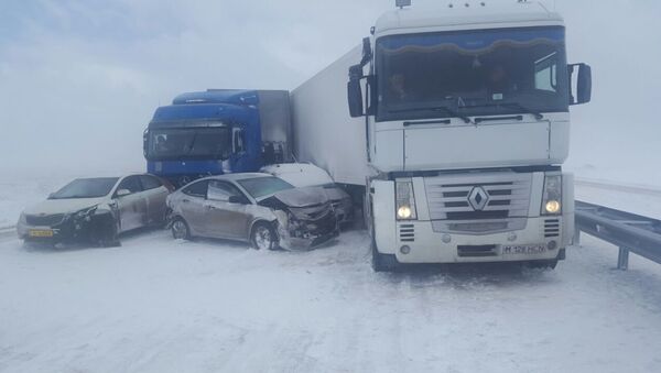 Массовая автоавария в Акмолинской области - Sputnik Казахстан