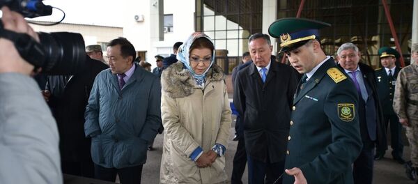 Дарига Назарбаева на базе войсковой части 2020 Пограничной службы КНБ РК Дарига Назарбаева на базе войсковой части 2020 Пограничной службы КНБ РК - Sputnik Казахстан