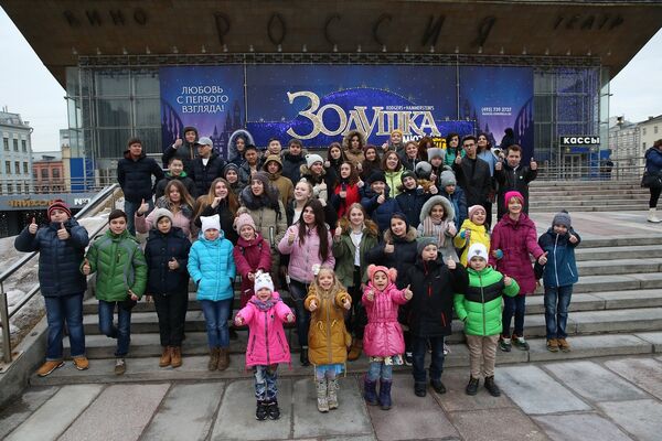 Конкурсанты Ты супер! на постановке Золушка Конкурсанты Ты супер! на постановке Золушка - Sputnik Казахстан