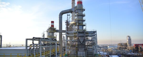 Шымкентский нефтеперерабатывающий завод Шымкентский нефтеперерабатывающий завод - Sputnik Казахстан