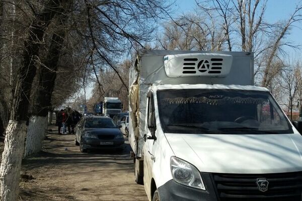 ГАЗель и Mitsubishi Delica столкнулись на Кульджинском тракте - Sputnik Казахстан