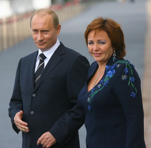 Архивное фото президента России Владимира Путина с бывшей супругой Людмилой - Sputnik Казахстан