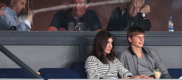 Архивное фото Андрея Аршивина и его супруги Алисы Казьминой Архивное фото Андрея Аршивина и его супруги Алисы Казьминой - Sputnik Казахстан