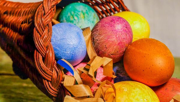 Как приготовить натуральные краски для яиц на Пасху - Sputnik Казахстан
