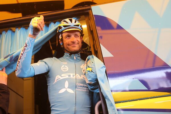 Велогонщик AstanaProTeam Микеле Скарпони Велогонщик AstanaProTeam Микеле Скарпони - Sputnik Казахстан