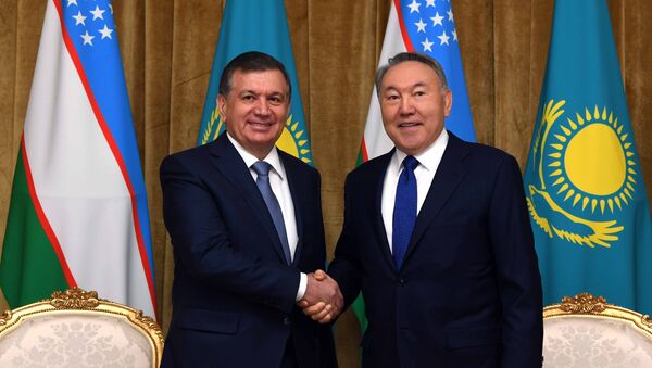 Шавкат Мирзиёев и Нурсултан Назарбаев - Sputnik Казахстан