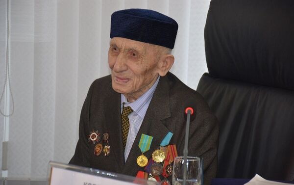 100-летнего аксакала Джуру Кобелева чествовали в ДВД СКО - Sputnik Казахстан