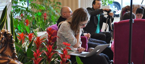 Четвертый раунд сирийских переговоров в Астане, представители СМИ в ожидании спикеров Четвертый раунд сирийских переговоров в Астане, представители СМИ в ожидании спикеров - Sputnik Казахстан