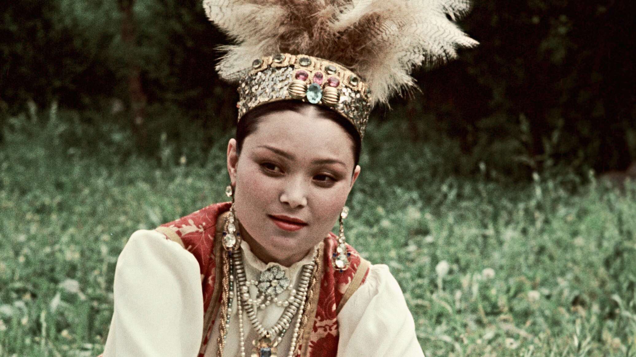 Порно мас аналар Қалың шырынды есектер