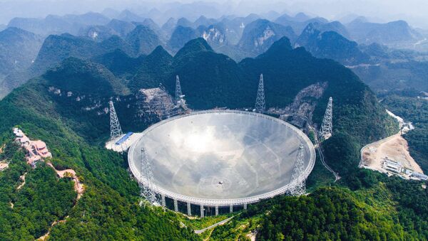 Крупнейший в мире радиотелескоп FAST введен в эксплуатацию в КНР - Sputnik Казахстан