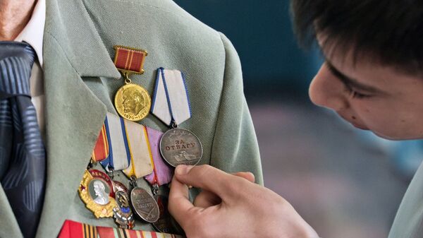 Архивное фото медали За отвагу - Sputnik Казахстан
