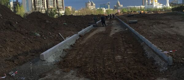 Құлагер тұрғын үй кешенінің 2-ші және 4-ші үйлерінің төңірегінде көлік тұрағы пайда болады - Sputnik Қазақстан