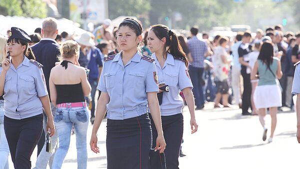 Архивное фото казахстанских женщин-полицейских - Sputnik Казахстан