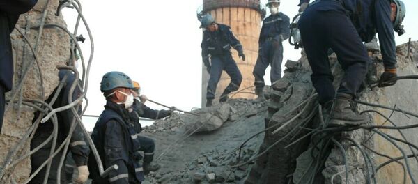 Спасательная операция на месте обрушения в Кызылорде Спасательная операция на месте обрушения в Кызылорде - Sputnik Казахстан