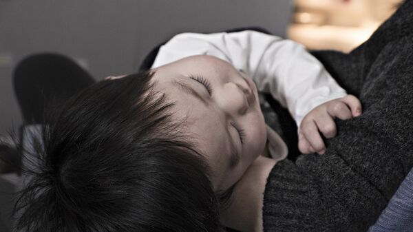 Спящий ребенок, архивное фото - Sputnik Казахстан