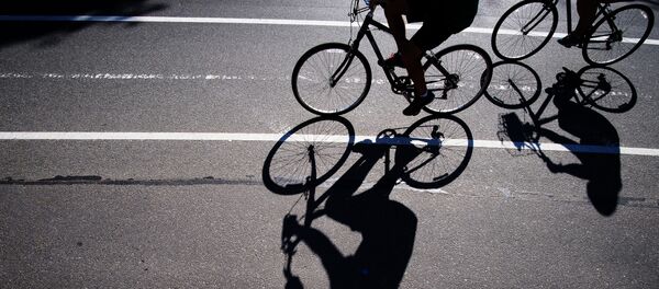 Велосипедист, архивное фото Велосипедист, архивное фото - Sputnik Казахстан