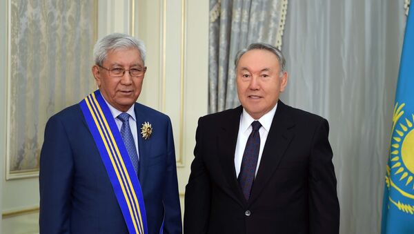 Мырзатай Жолдасбеков награжден орденом Барыс I степени - Sputnik Казахстан