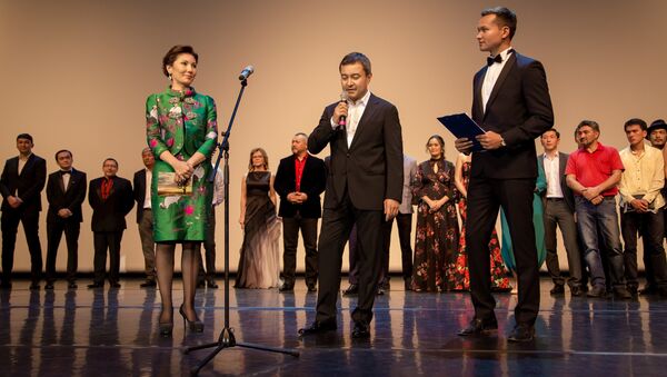 Алия Назарбаева на премьере фильма Дорога к матери в Алматы, архивное фото - Sputnik Казахстан