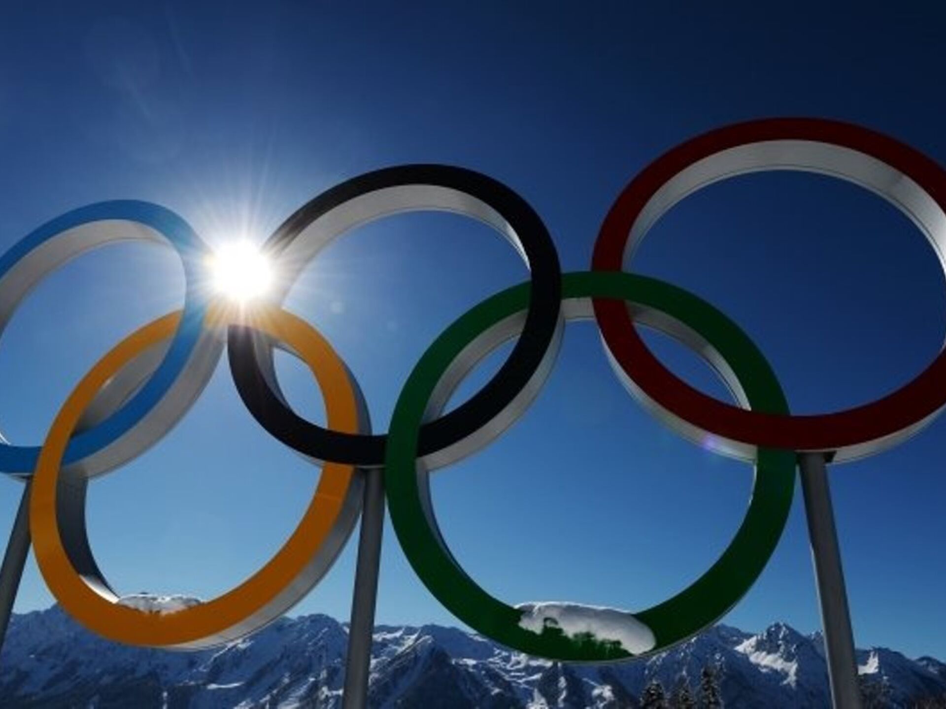 Олимпийские игры родились. Олимпийские игры. Кольца олимпиады.