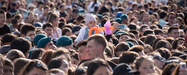 Астана қаласында өтіп жатқан концерт Астана қаласында өтіп жатқан концерт - Sputnik Қазақстан
