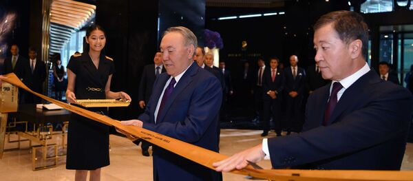 Глава Казахстана участвует в церемонии открытия отеля Ritz-Carlton в Астане - Sputnik Казахстан