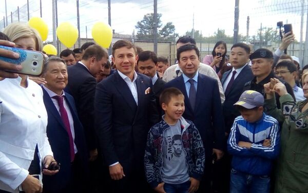 Геннадий Головкин на открытии спортивного комплекса - Sputnik Казахстан