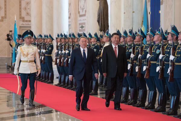 Президент Казахстана Нурсултан Назарбаев и председатель КНР Си Цзиньпин - Sputnik Казахстан