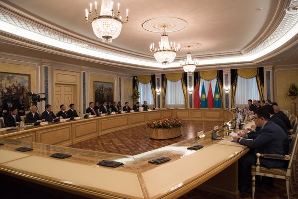 Переговоры Нурсултана Назарбаева и Си Цзиньпиня - Sputnik Казахстан