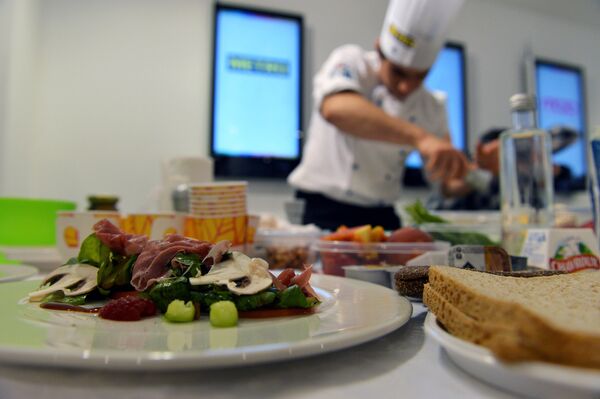 Гости ЭКСПО смогут попробовать национальные блюда разных стран Гости ЭКСПО смогут попробовать национальные блюда разных стран - Sputnik Казахстан