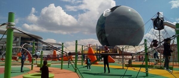 Детская площадка на территории ЭКСПО - Sputnik Казахстан