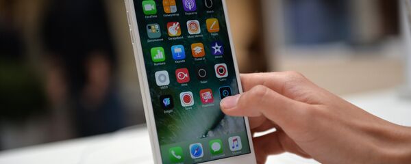 Старт продаж iPhone 7 и iPhone 7 Plus - Sputnik Казахстан