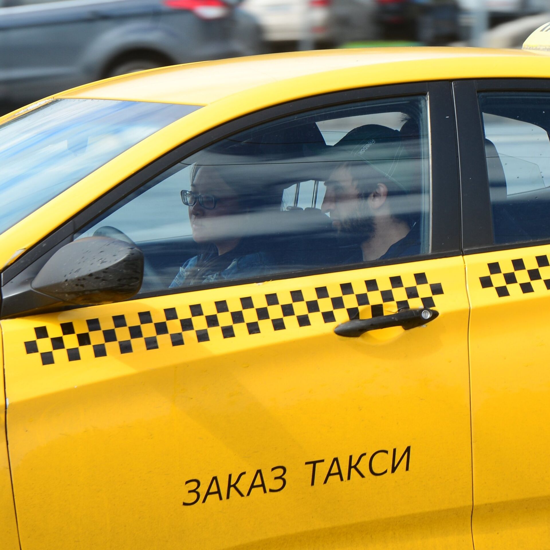 Таксист казахстан. Такси Казахстан. Такси фото. Астана такси. Такси Алматы.