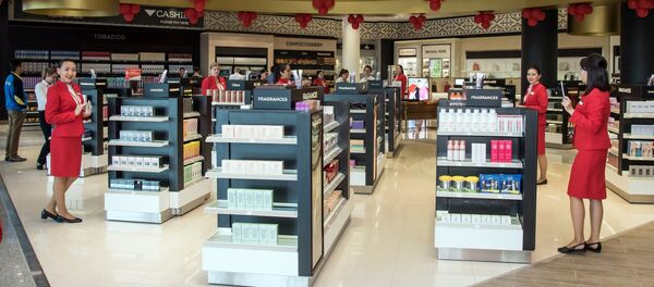 Duty Free в новом терминале аэропорта Астаны - Sputnik Казахстан