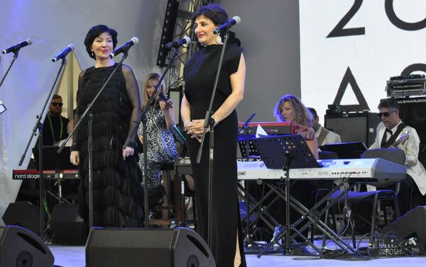 Концерт с участием Нани Брегвадзе во время национального дня Грузии на ЭКСПО - Sputnik Казахстан