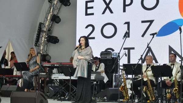 Тамара Гвердцители выступает во время национального дня Грузии на ЭКСПО - Sputnik Казахстан