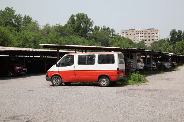 Спорная парковка  - Sputnik Казахстан